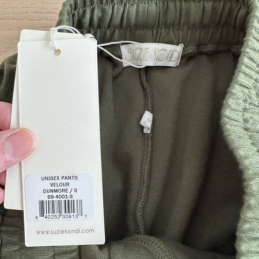 Suzie Kondi unisex velour dunmore Green Joggers for men and women size small - Picture 2 of 5
